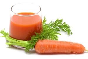 Морквяний сік при грудному вигодовуванні