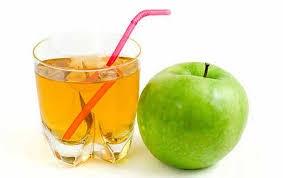 Чи можна пити яблучний сік мамі, що годує?