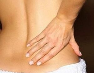 Болить спина в області попереку: лікування