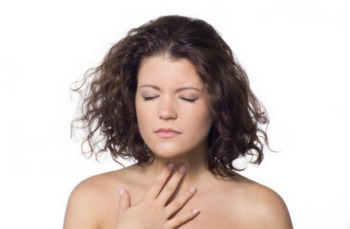 Основні причини відчуття грудки в горлі