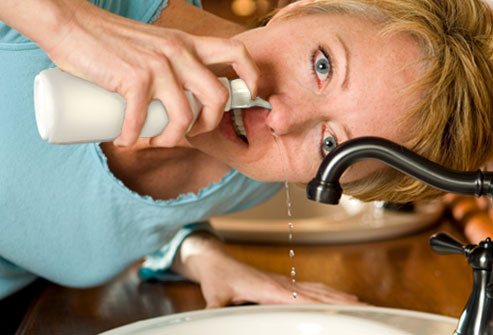 Як промити ніс в домашніх умовах?