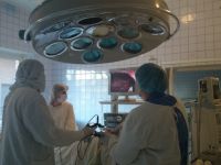 Луганські хірурги оперують щитовидку без розрізу