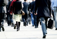 Люди, які їдуть на роботу пішки, менше схильні до стресу